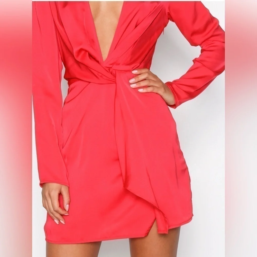 NWT Missguided Red Wrap Dress in Size 10 - Picture 2 of 8